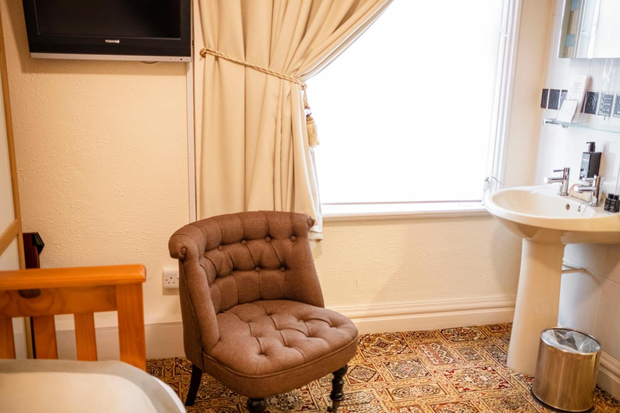 Hotel Inglewood - Opul Express à Douglas Extérieur photo